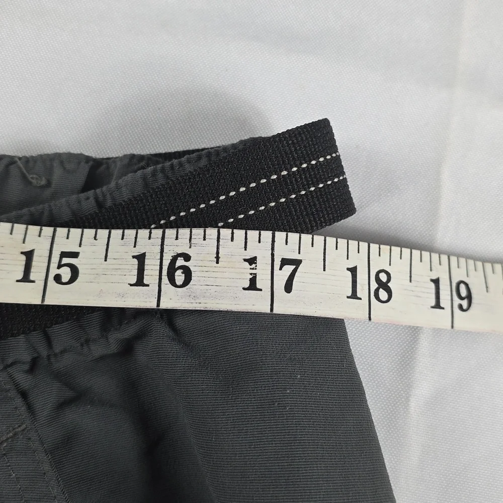 Magellan Outdoors Men's Gray Cargo Shorts Relaxed Fit Web Snap Belt Sz‎ L EUC